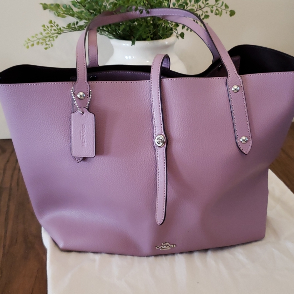 Coach tote and matching wallet